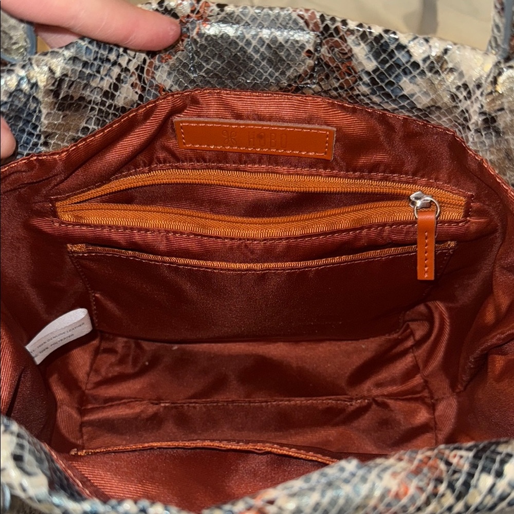 Hobo international snakeskin purse - Picture 3 of 5